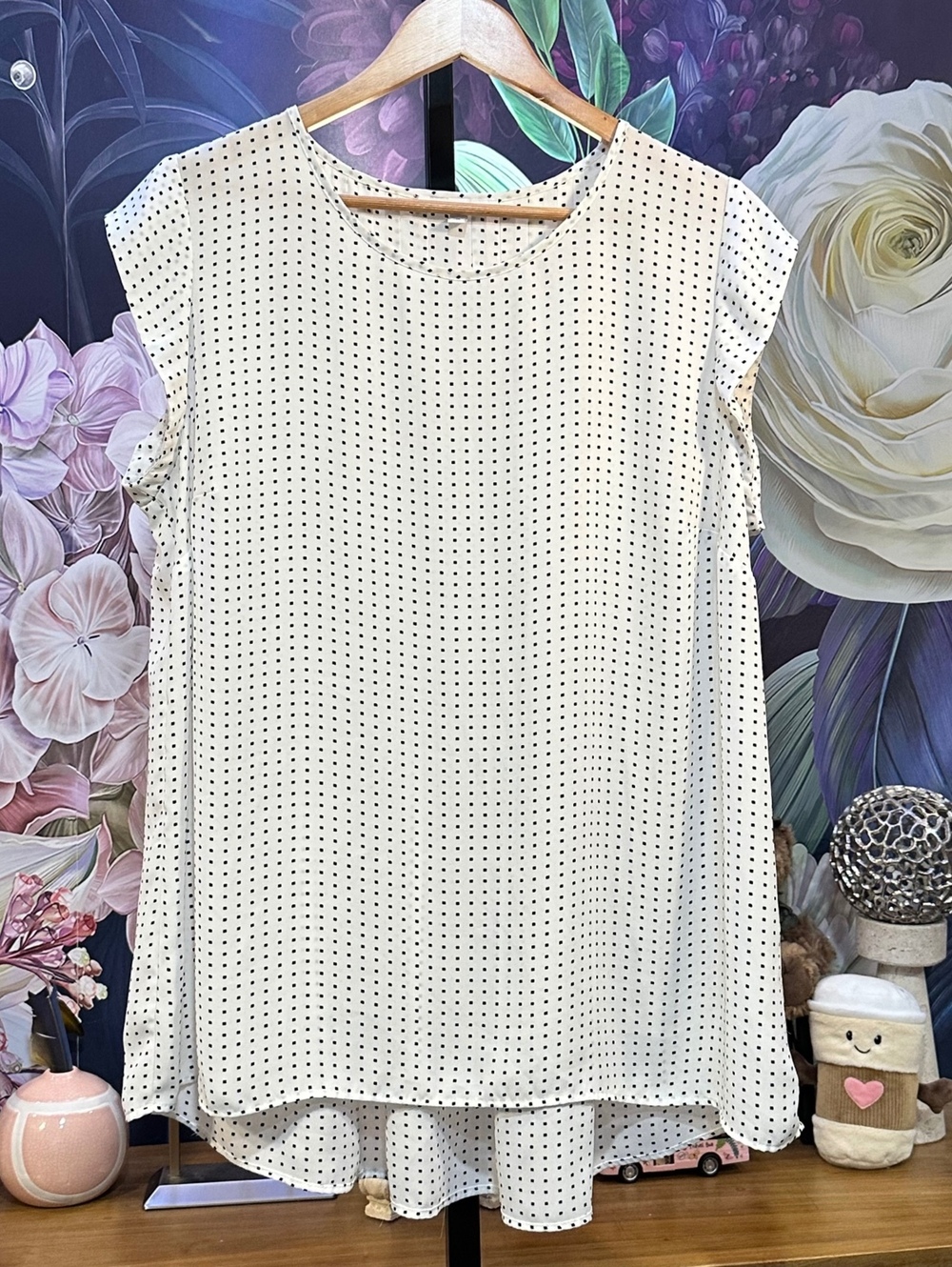 DR2 Nordstrom Rack 1X Polka Dot Cap Sleeve Top Hi-Low Minimalist Classic